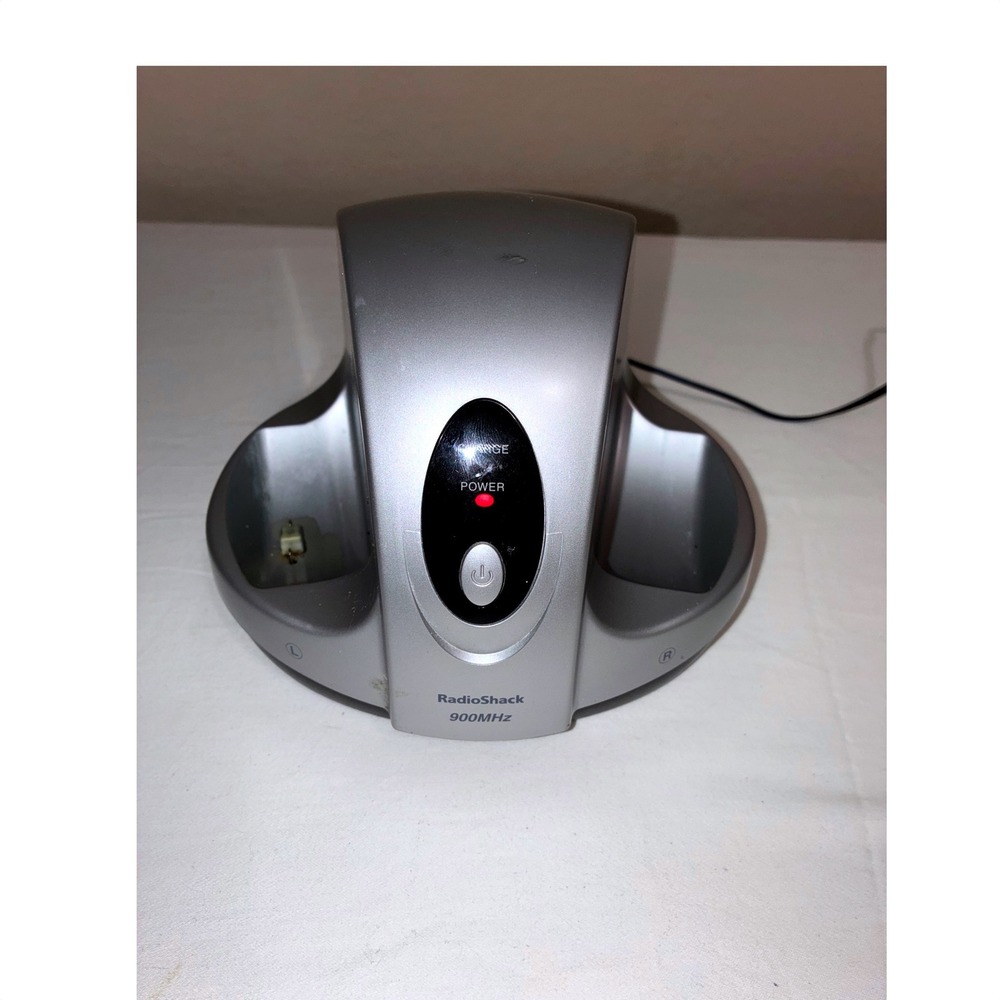 RadioShack 33-1197 900MHz Wireless Stereo Headphone System Charging Base Only